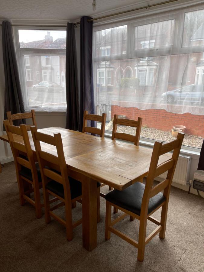 Spacious, Sleeps 17, 3 Bathrooms, Parking, Mansfield Buitenkant foto