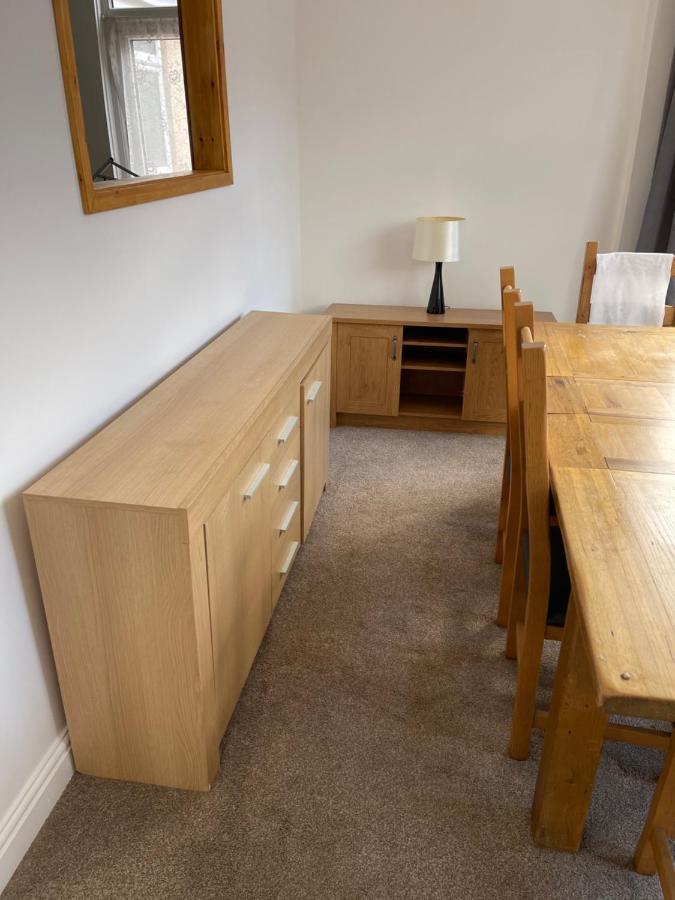 Spacious, Sleeps 17, 3 Bathrooms, Parking, Mansfield Buitenkant foto